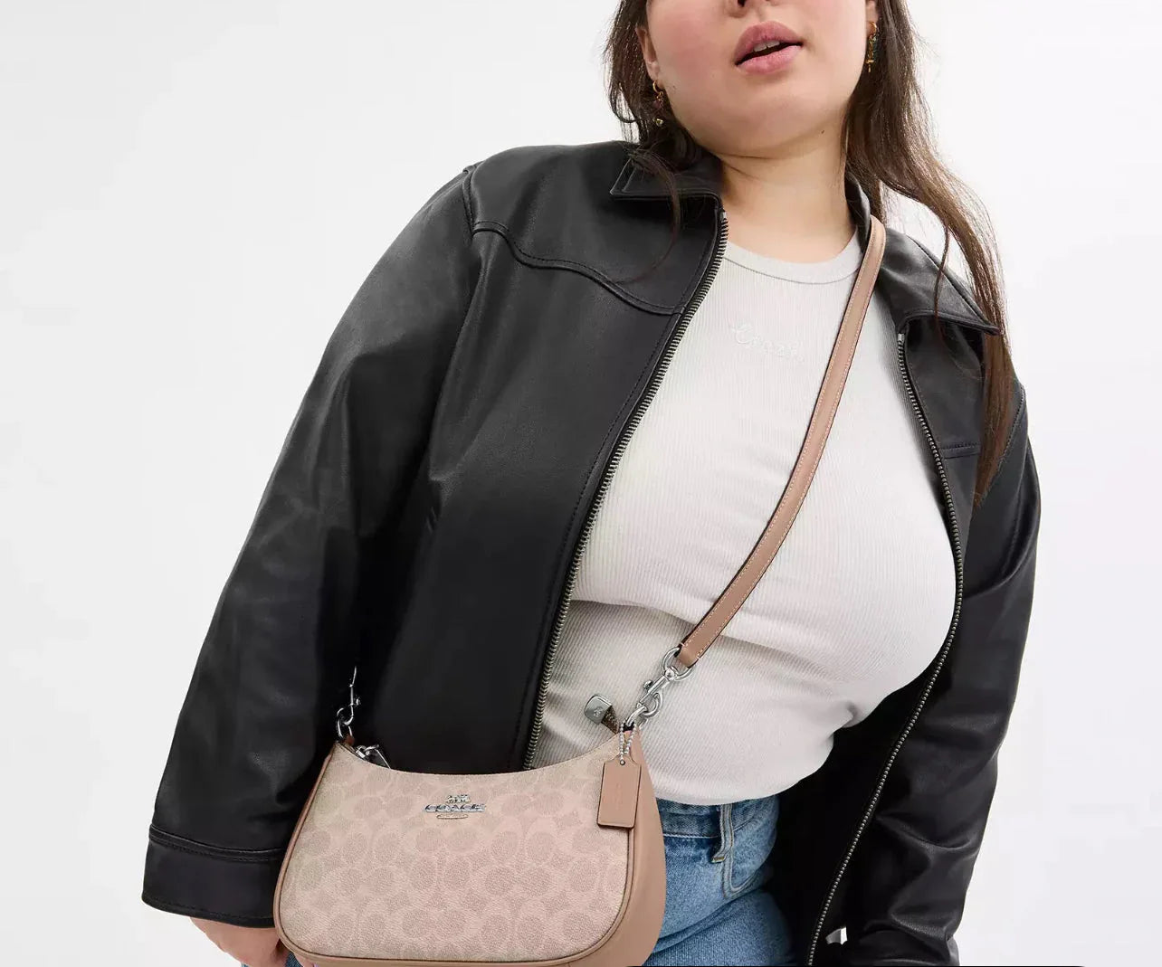 Coach Teri Shoulder Bag In Signature - Silver - My Suti