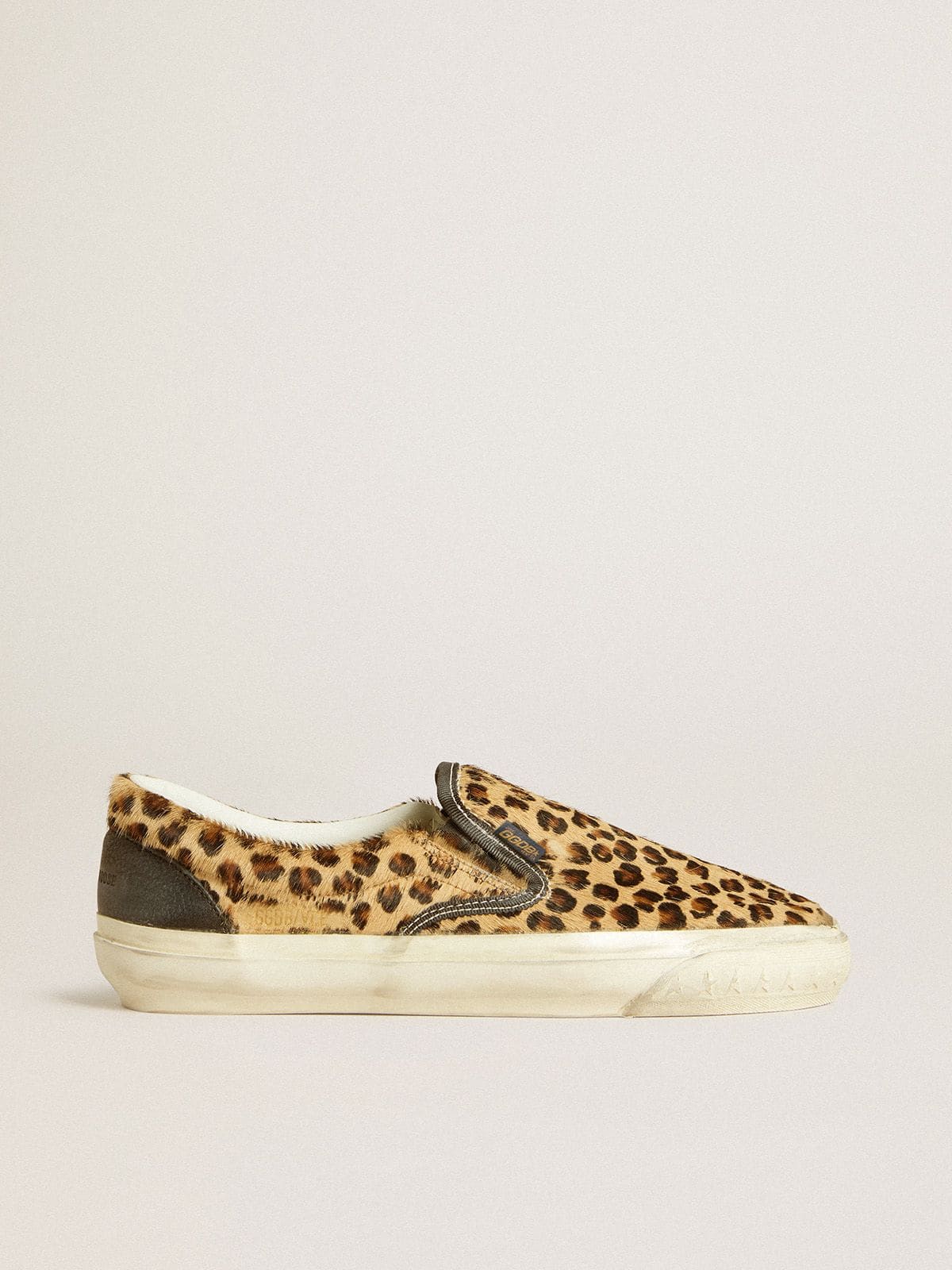 Golden Goose Men's VCE Penstar In Leopard-Print Pony Skin With Black Leather Heel Tab - Görsel 1