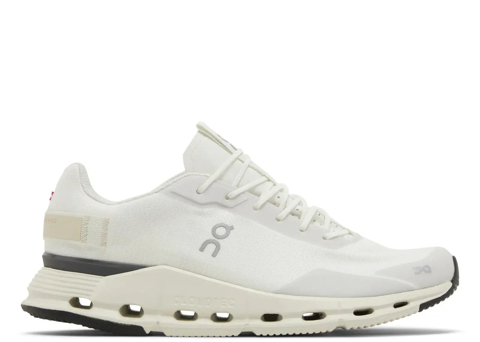 On Running Cloudnova Form White Eclipse - My Suti